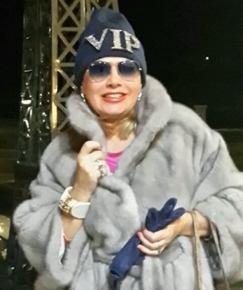 💭 Живу в Москве, в этом бесконечно соблазнительном городе, где ночь оживляет самые потаенные желания. 🌃
Мои услуги - это воплощение самых страстных и скрытых фантазий. Со мной ты сможешь погрузиться в мир незабываемого блаженства и сексуального удовольствия. 👄💦 Каждое наше свидание будет полным любви, нежности и страсти. 🔥
У меня есть потрясающие отзывы от моих довольных клиентов, которые погружаются в нашу совместную игру без остатка. 🌟 Не стесняйся, я уверена, что ты останешься в полном восторге от нашей встречи! 😉
В моем арсенале есть большое количество фотографий, чтобы ты мог полюбоваться моей изысканной внешностью, прежде чем мы встретимся. 📸💋
Готов испытать невероятные ощущения? Тогда не теряй время и смело свяжись со мной, и я сделаю все, чтобы твоя фантазия стала реальностью. Жду тебя, мой загадочный незнакомец! 💖 Ксения